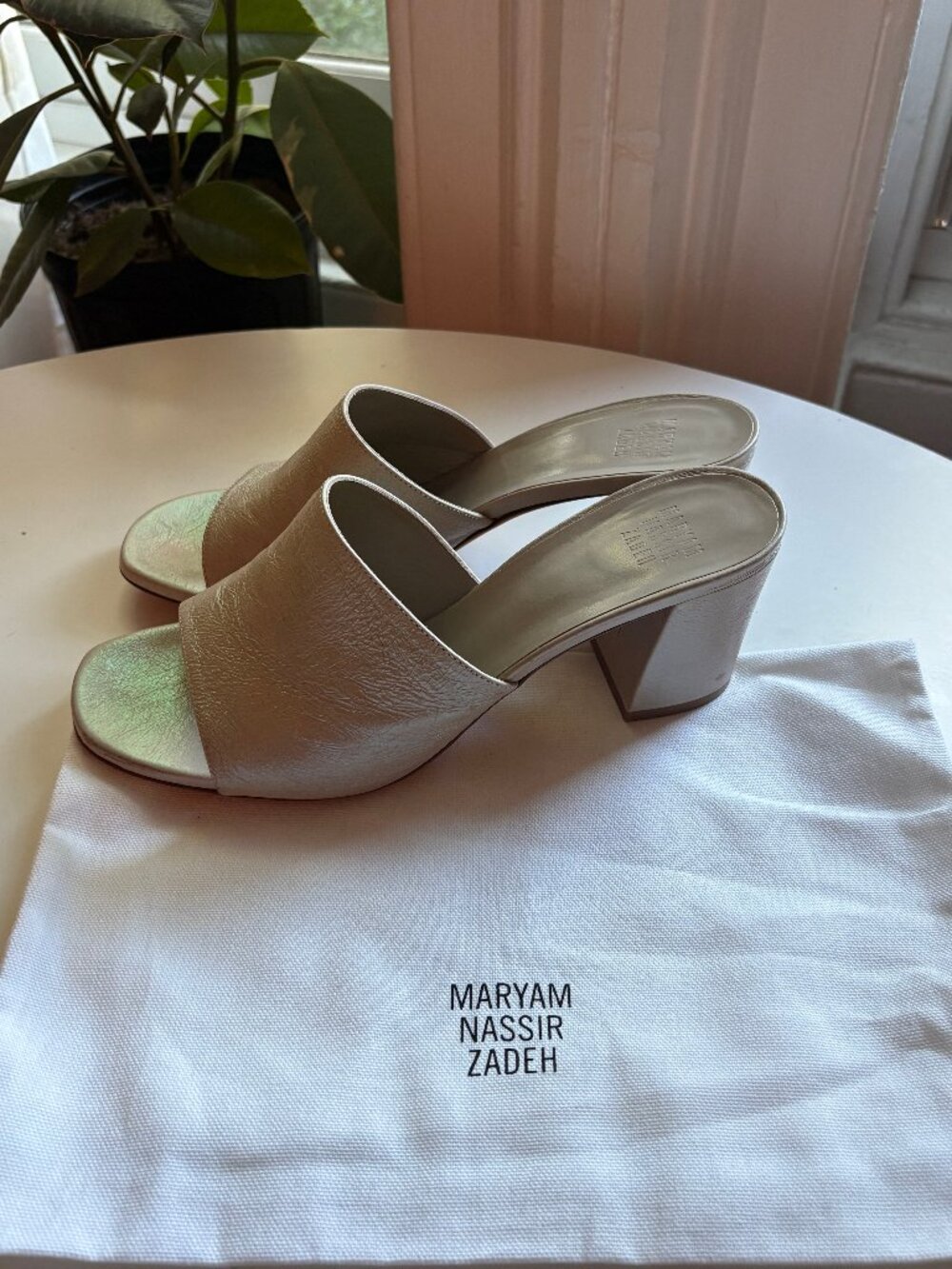 Maryam Nassir Zadeh Mar Mules – Metallic Farro / Beige Crackled Leather size 40